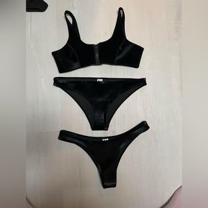 Bella black velvet Hoaka 3 pieces set